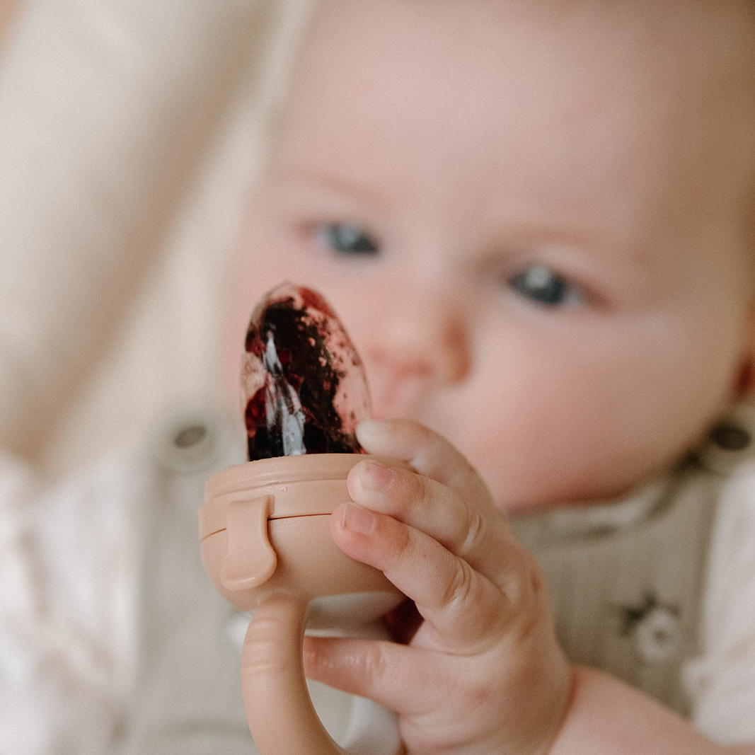 Forage Feeder | Foliage