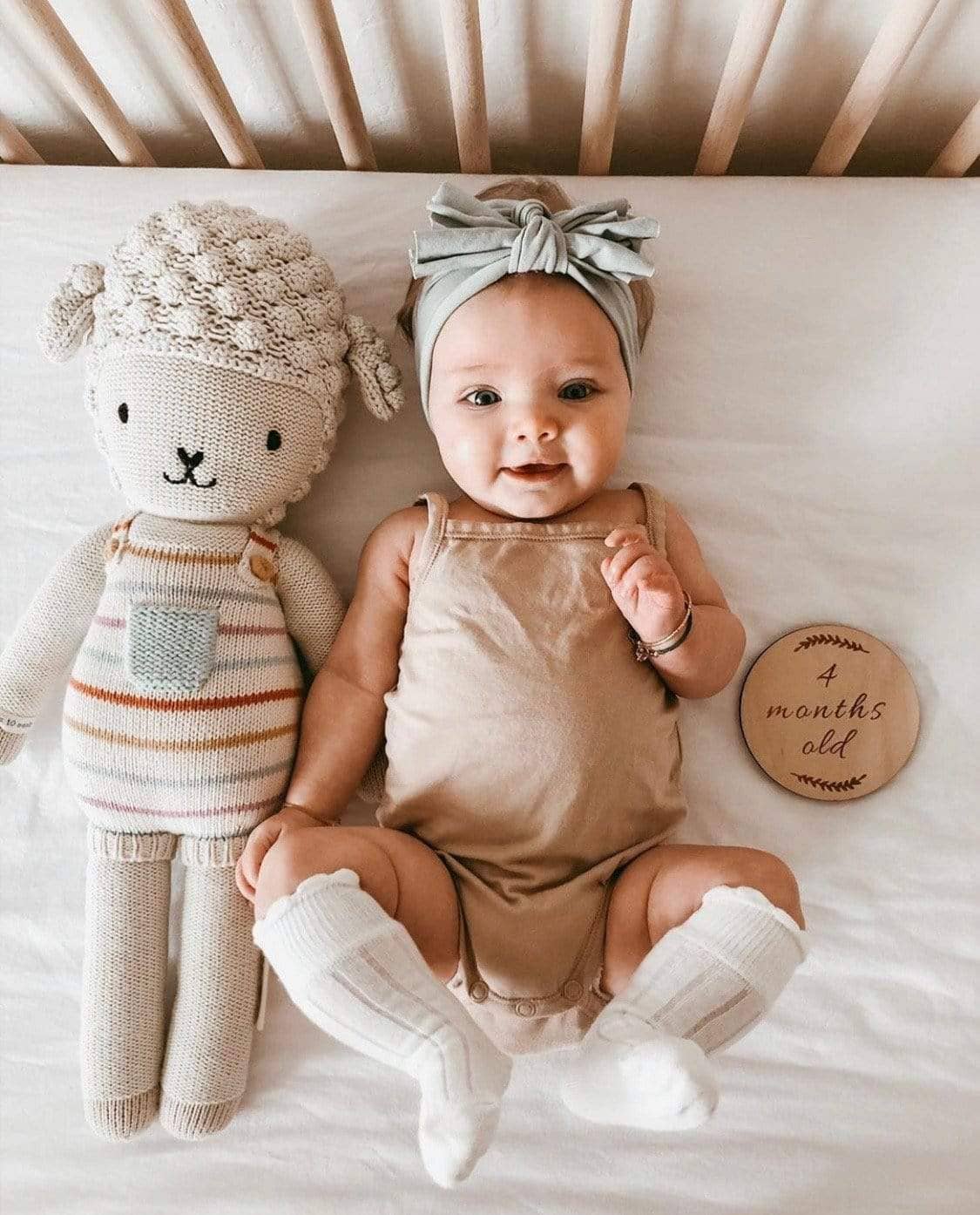 Olivia Knee High Socks | Snow White