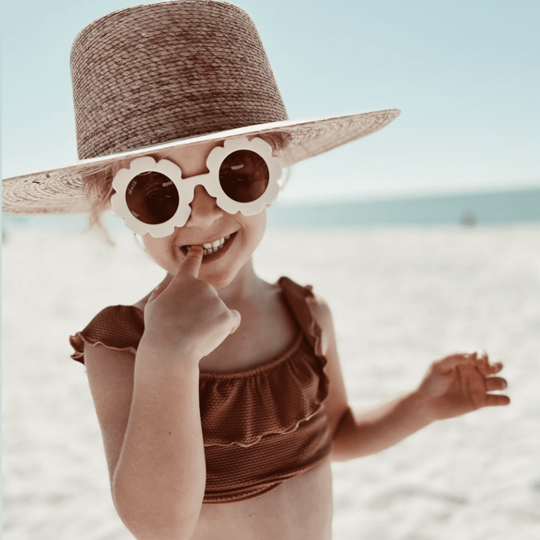 Flower Sunglasses | White - Afternoon Lark